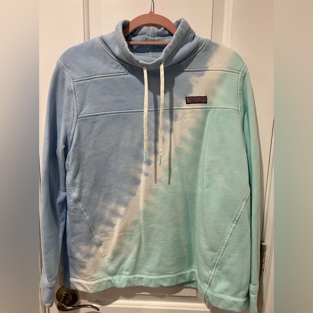 - Women’s Vineyard vines tie-dye surf sweatshirt, funnel neck, 100%cotton